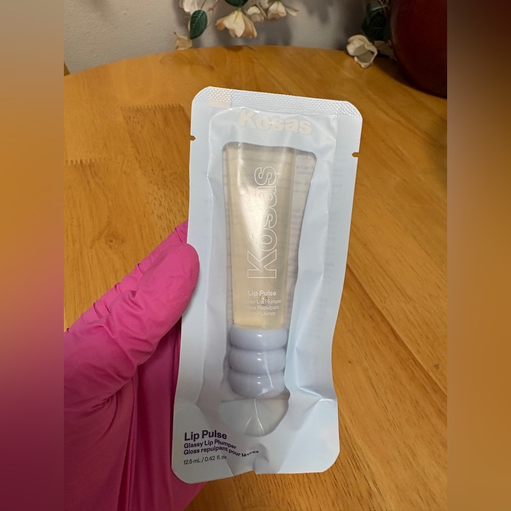 KOSAS Lip Pulse Glassy Lip Plumper Unspoken CLEAR, 0.42oz, BNIB, SEALED, New $25
